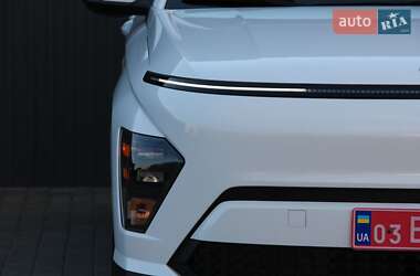 Внедорожник / Кроссовер Hyundai Kona Electric 2024 в 