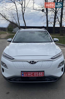 Внедорожник / Кроссовер Hyundai Kona Electric 2020 в 