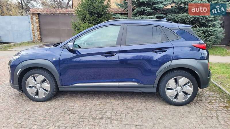 Позашляховик / Кросовер Hyundai Kona Electric 2020 в Харкові