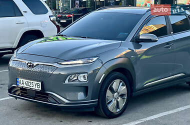 Внедорожник / Кроссовер Hyundai Kona Electric 2020 в 