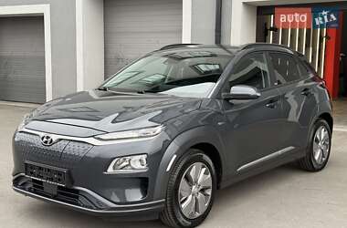 Внедорожник / Кроссовер Hyundai Kona Electric 2020 в Виннице