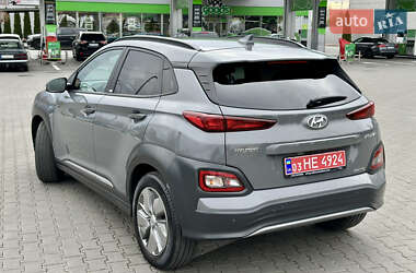 Внедорожник / Кроссовер Hyundai Kona Electric 2020 в 