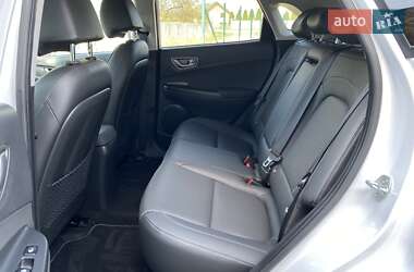 Позашляховик / Кросовер Hyundai Kona Electric 2020 в 