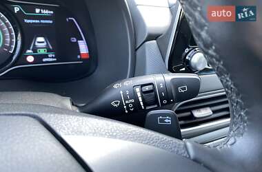 Позашляховик / Кросовер Hyundai Kona Electric 2020 в 