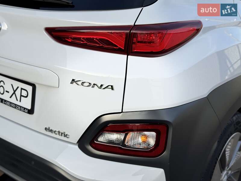Внедорожник / Кроссовер Hyundai Kona Electric 2020 в Черновцах
