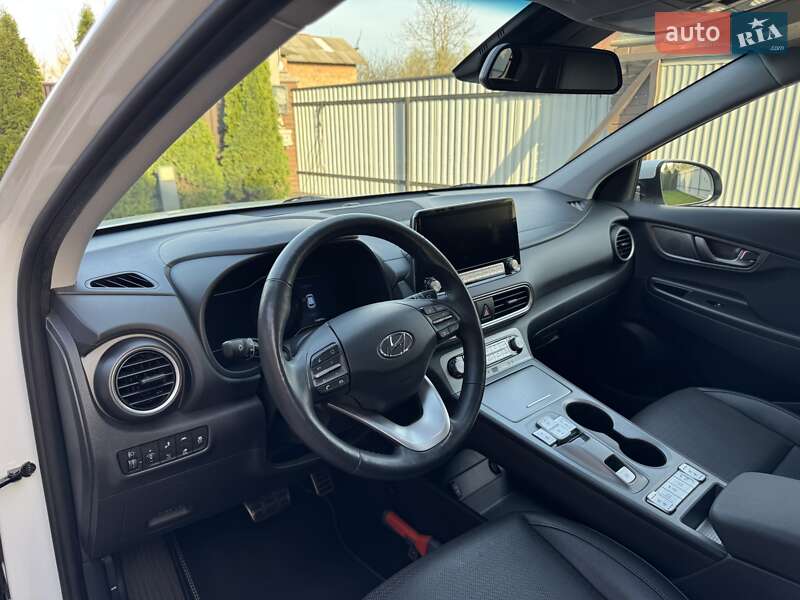 Внедорожник / Кроссовер Hyundai Kona Electric 2020 в Черновцах