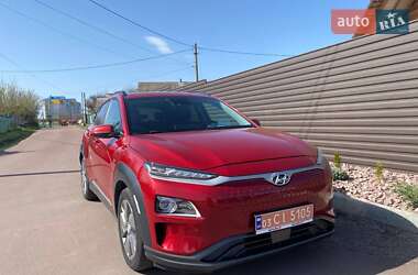 Внедорожник / Кроссовер Hyundai Kona Electric 2020 в 
