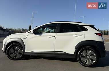 Позашляховик / Кросовер Hyundai Kona Electric 2020 в 
