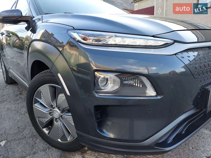 Внедорожник / Кроссовер Hyundai Kona Electric 2019 в Первомайске