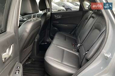 Позашляховик / Кросовер Hyundai Kona Electric 2020 в 