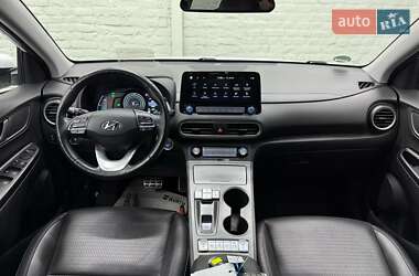 Позашляховик / Кросовер Hyundai Kona Electric 2020 в 