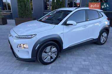 Позашляховик / Кросовер Hyundai Kona Electric 2020 в 