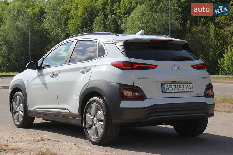 Позашляховик / Кросовер Hyundai Kona Electric 2019 в Дніпрі