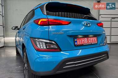 Позашляховик / Кросовер Hyundai Kona Electric 2021 в 