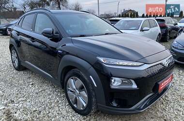 Внедорожник / Кроссовер Hyundai Kona Electric 2020 в 