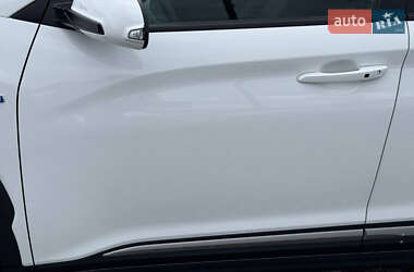 Позашляховик / Кросовер Hyundai Kona Electric 2020 в 