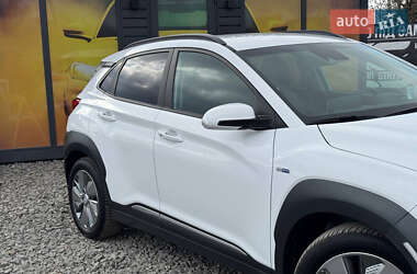 Позашляховик / Кросовер Hyundai Kona Electric 2020 в 