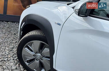 Позашляховик / Кросовер Hyundai Kona Electric 2020 в 