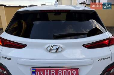 Внедорожник / Кроссовер Hyundai Kona Electric 2020 в 