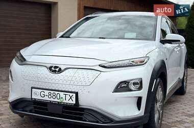 Позашляховик / Кросовер Hyundai Kona Electric 2019 в 
