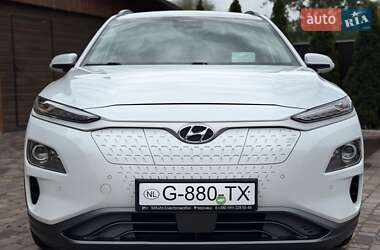 Позашляховик / Кросовер Hyundai Kona Electric 2019 в 