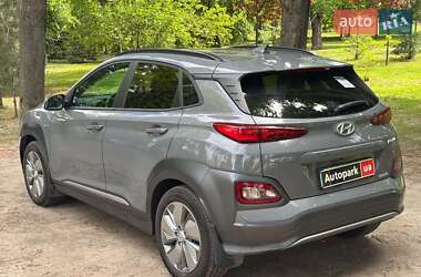 Позашляховик / Кросовер Hyundai Kona Electric 2020 в 