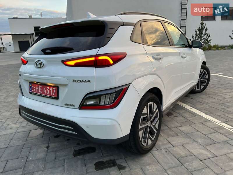 Позашляховик / Кросовер Hyundai Kona Electric 2021 в Луцьку