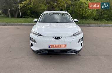Внедорожник / Кроссовер Hyundai Kona Electric 2021 в 