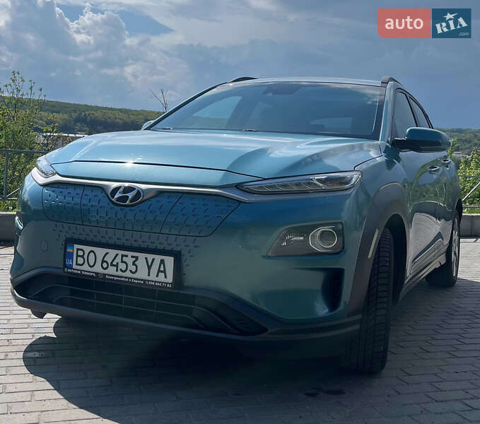 Внедорожник / Кроссовер Hyundai Kona Electric 2019 в Тернополе