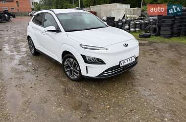 Позашляховик / Кросовер Hyundai Kona Electric 2021 в Стрию