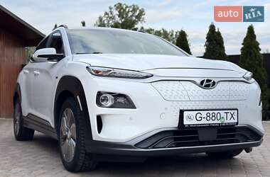 Внедорожник / Кроссовер Hyundai Kona Electric 2019 в 