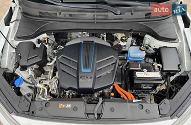 Внедорожник / Кроссовер Hyundai Kona Electric 2019 в 