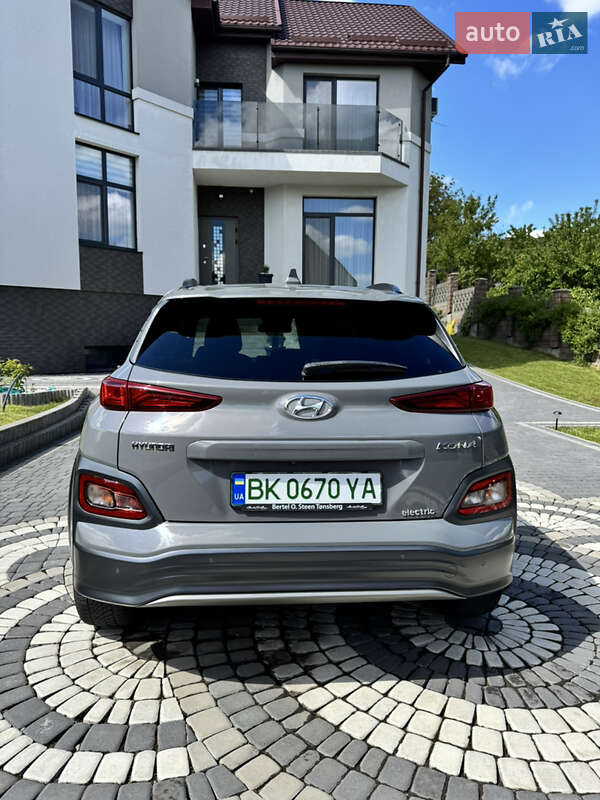 Внедорожник / Кроссовер Hyundai Kona Electric 2020 в Ровно