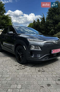 Позашляховик / Кросовер Hyundai Kona Electric 2020 в Києві