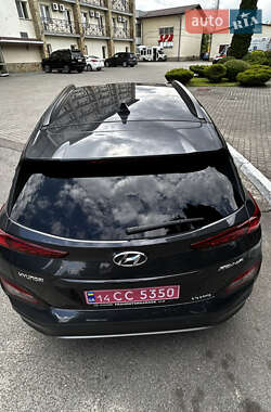 Позашляховик / Кросовер Hyundai Kona Electric 2020 в 