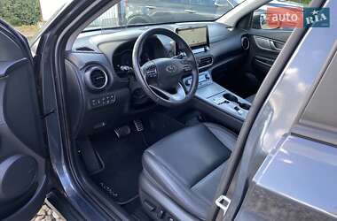 Позашляховик / Кросовер Hyundai Kona Electric 2020 в 