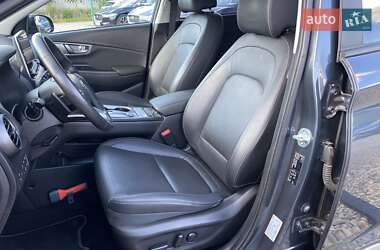 Позашляховик / Кросовер Hyundai Kona Electric 2020 в 