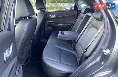 Позашляховик / Кросовер Hyundai Kona Electric 2020 в 