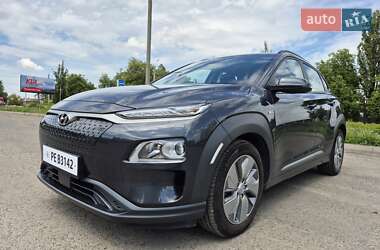 Внедорожник / Кроссовер Hyundai Kona Electric 2020 в Хмельницком