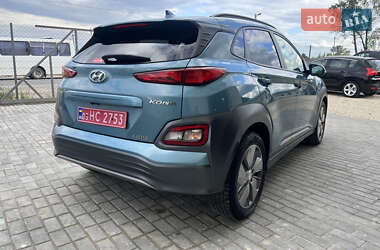 Внедорожник / Кроссовер Hyundai Kona Electric 2019 в 