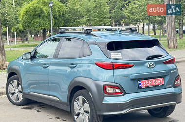 Внедорожник / Кроссовер Hyundai Kona Electric 2018 в 