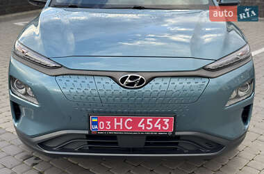 Внедорожник / Кроссовер Hyundai Kona Electric 2020 в 