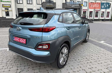 Внедорожник / Кроссовер Hyundai Kona Electric 2020 в 