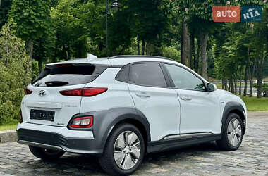Внедорожник / Кроссовер Hyundai Kona Electric 2020 в 