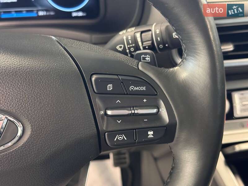Позашляховик / Кросовер Hyundai Kona Electric 2021 в Львові