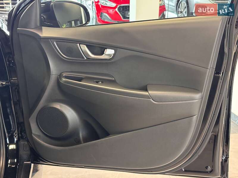 Позашляховик / Кросовер Hyundai Kona Electric 2021 в Львові