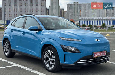 Внедорожник / Кроссовер Hyundai Kona Electric 2022 в Киеве