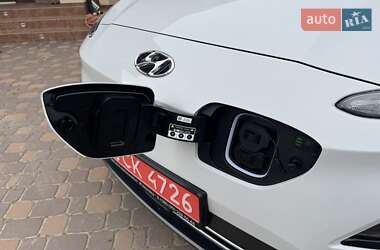 Позашляховик / Кросовер Hyundai Kona Electric 2021 в 