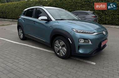 Внедорожник / Кроссовер Hyundai Kona Electric 2020 в 