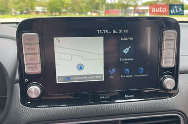 Внедорожник / Кроссовер Hyundai Kona Electric 2019 в 